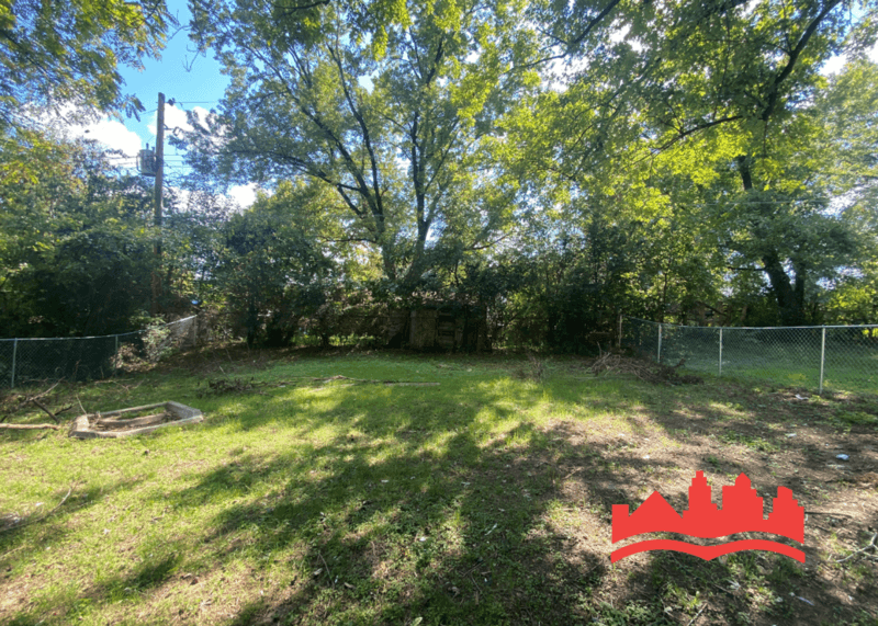 Memphis House: 2189 Pueblo Ave