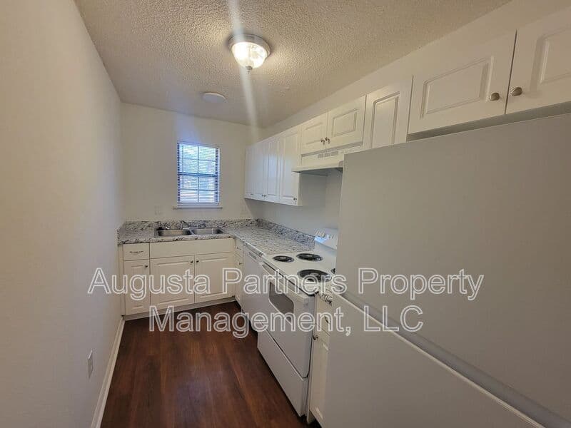 Augusta Condo: 777 Stevens Creek Road
