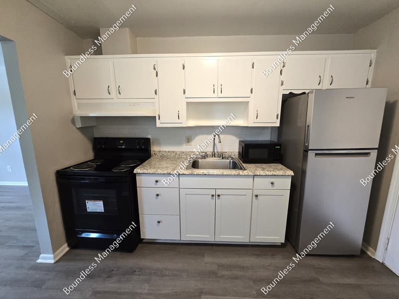 East Point Condo: 2762 Palm Dr