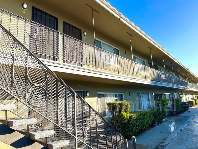 Gardena Condo: 14910 Chadron Avenue