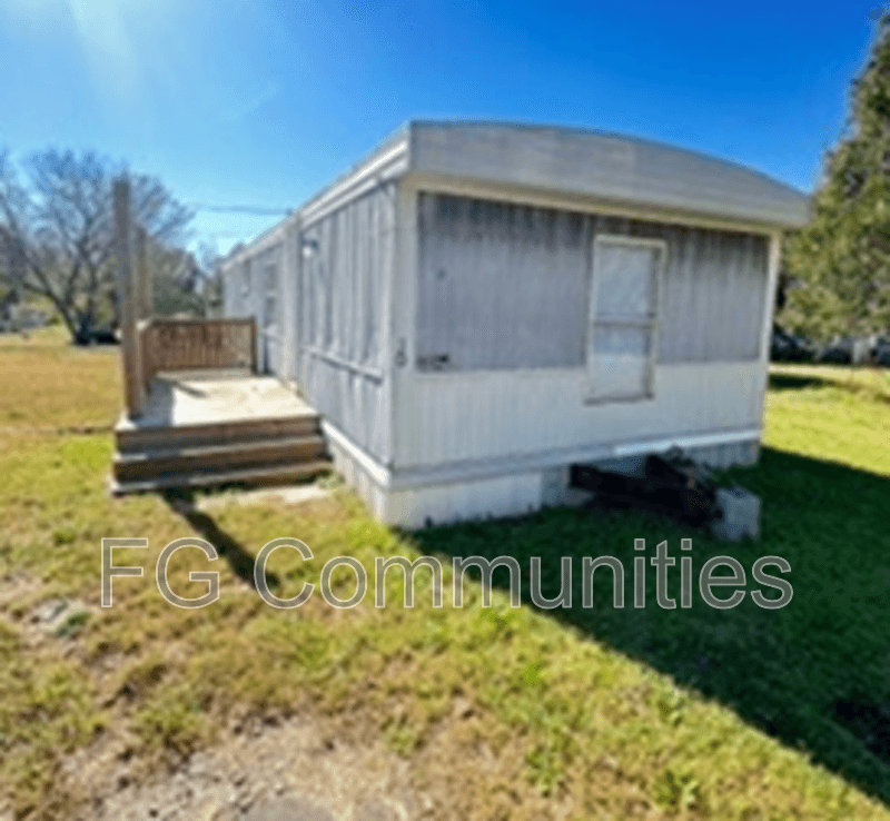 Morganton House: 2509 NC 18 US 64 Lot 10