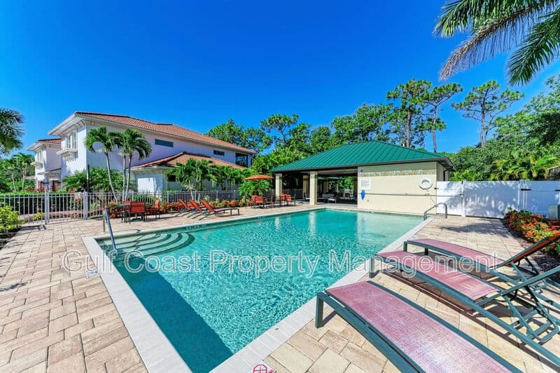 Lakewood Ranch Townhome: 7720 Hidden Creek Loop