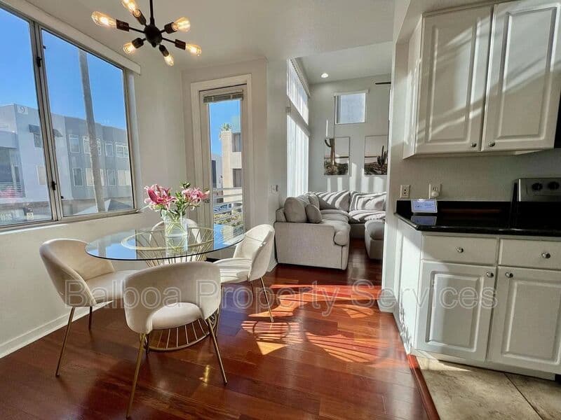 Phoenix Townhome: 3633 N 3rd Ave
