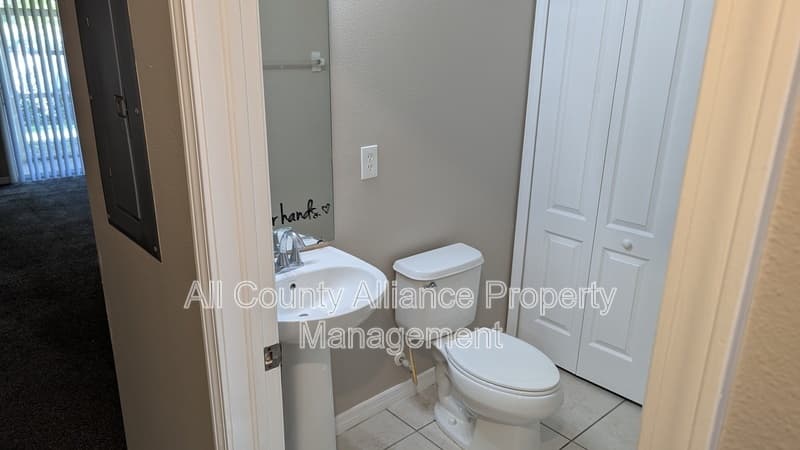 Zephyhills Townhome: 37549 Daliha Terrace