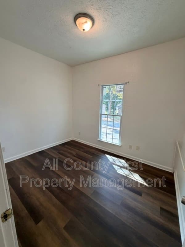 Stone Mountain House: 4932 Wedgewood Place