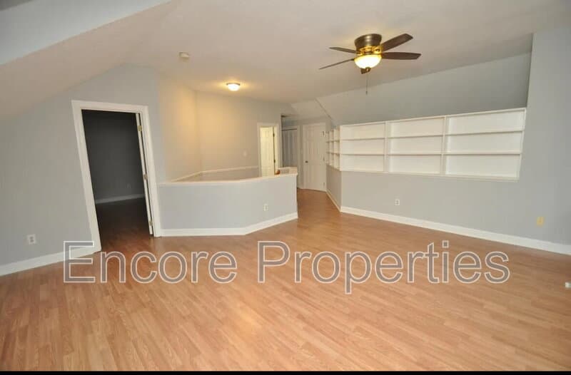 Cary Townhome: 112 Loch Bend Lane