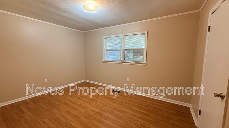 Bremen House: 608 S Pecan Street