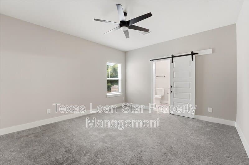 Houston Condo: 3107 Grassmere St