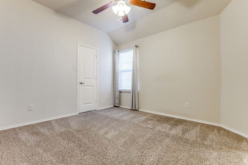 McKinney House: 9905 Beaver Dam Ln