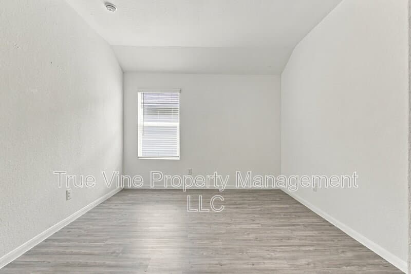 San Antonio House: 14011 Southton Basin
