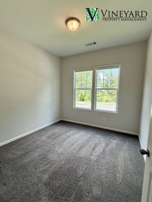 Holly Springs House: 265 Birchwood Row