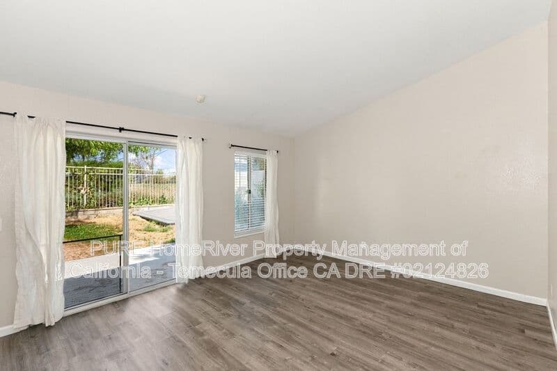 Temecula House: 43068 Corte Calanda