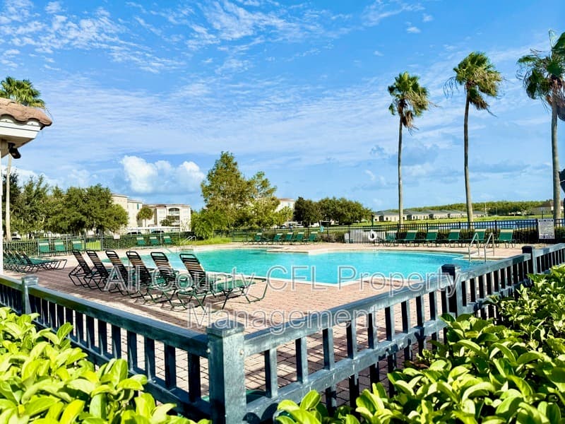Kissimmee Condo: 3000 Laurel Park Lane