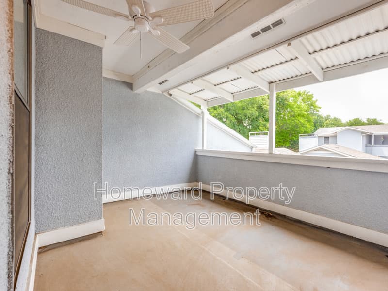 Hurst Condo: 638 Ridgeline Drive