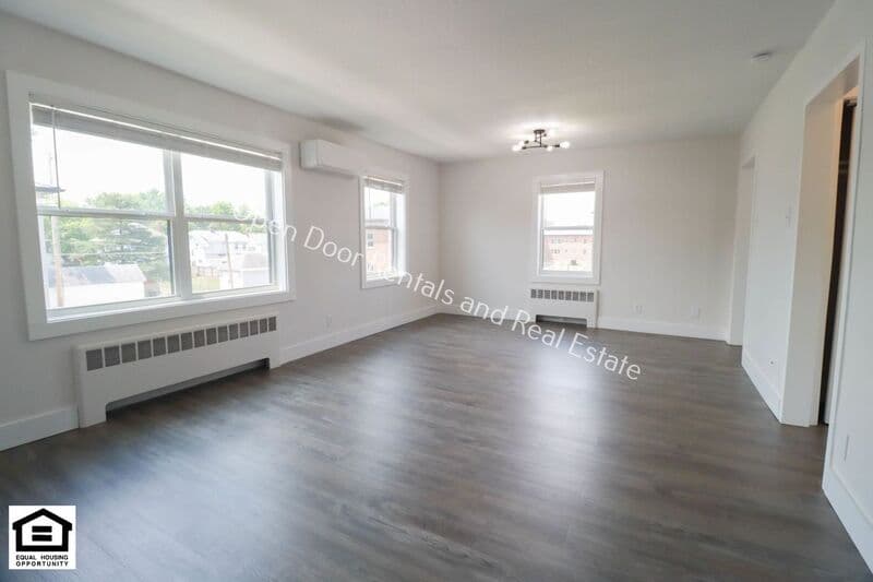 Fort Wayne House: 1823 Griswold Drive C21