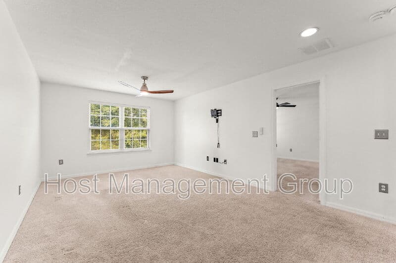 Windermere Townhome: 13701 Beckman Dr.