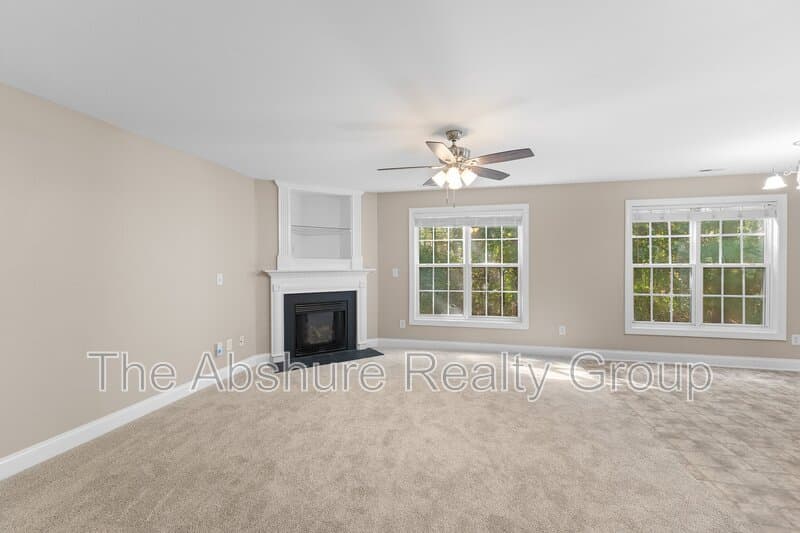 Holly Springs House: 517 Texanna Way