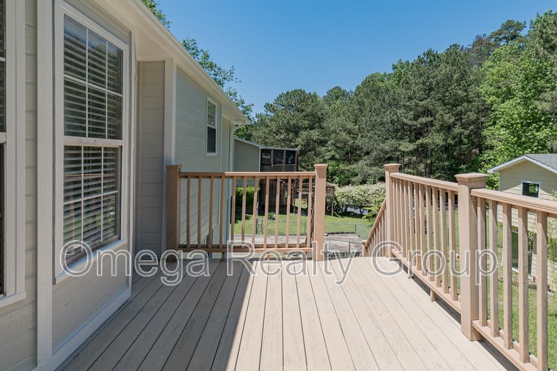 Pinson House: 6450 Kimberly Loop