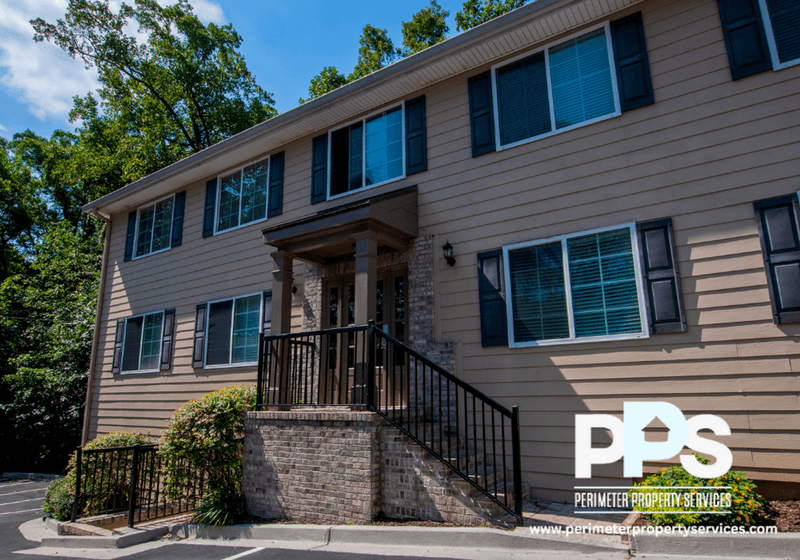 Atlanta House: 2145 Bolton Road NW