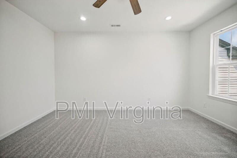 Portsmouth House: 105 Gilmerton Avenue