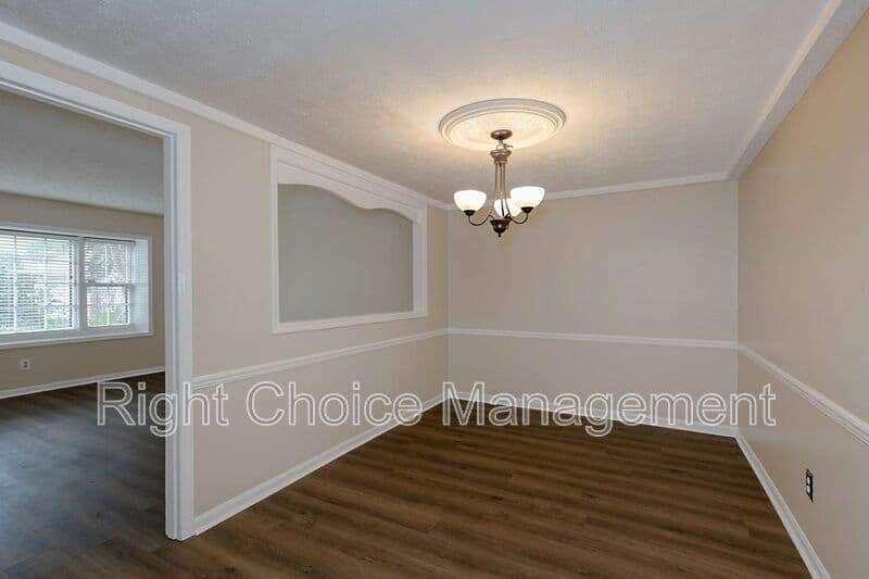 Columbus Condo: 6101 River Rd