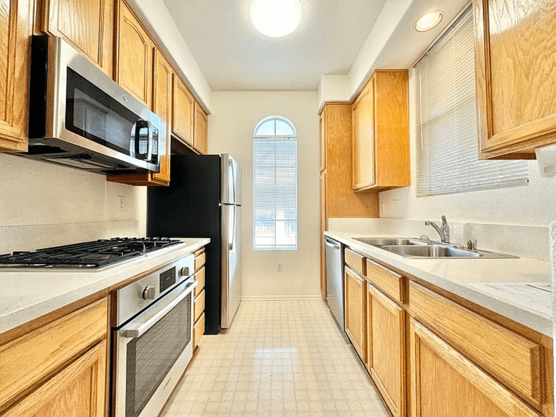 San Diego Condo: 8656 New Salem St