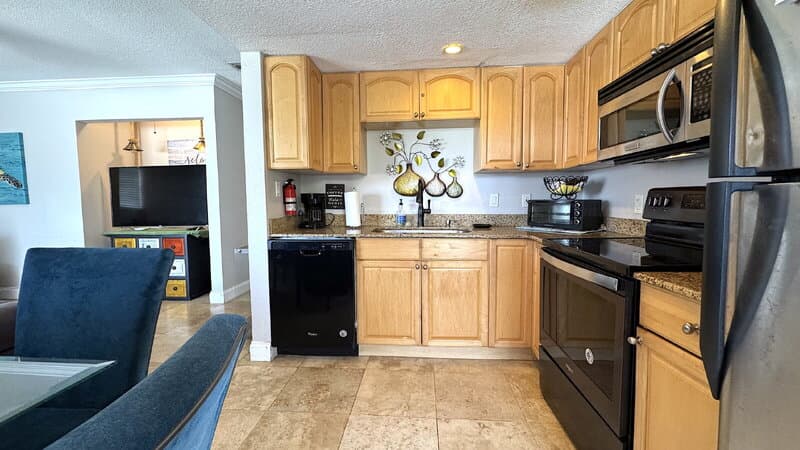 Daytona Beach Condo: 506 University Blvd