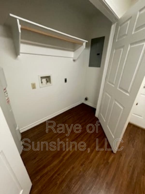 Nash Condo: 282 North Pecan Street