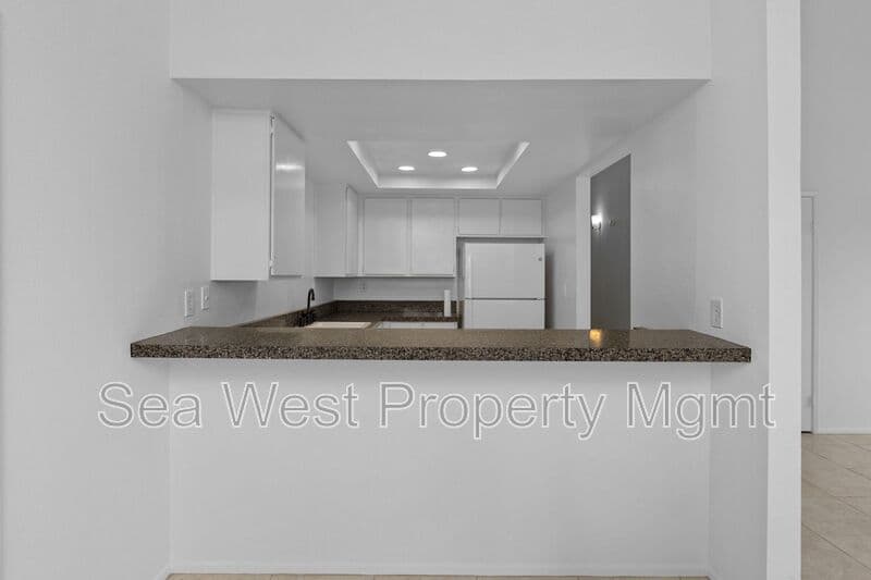 Carlsbad Condo: 6907 Quail Pl.