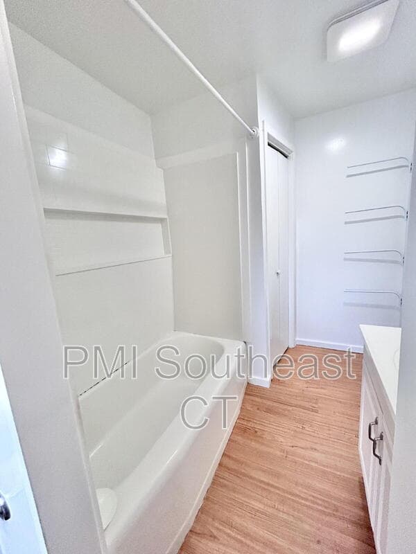 New London Condo: 39 Shaw St