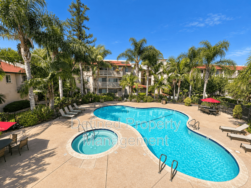 Reseda Condo: 7722 Reseda Blvd 131