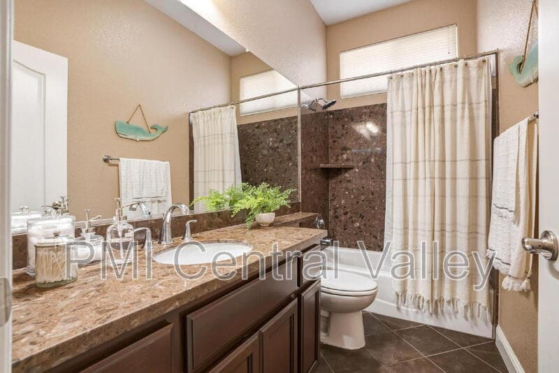 City of Atwater House: 1761 KT Avenue