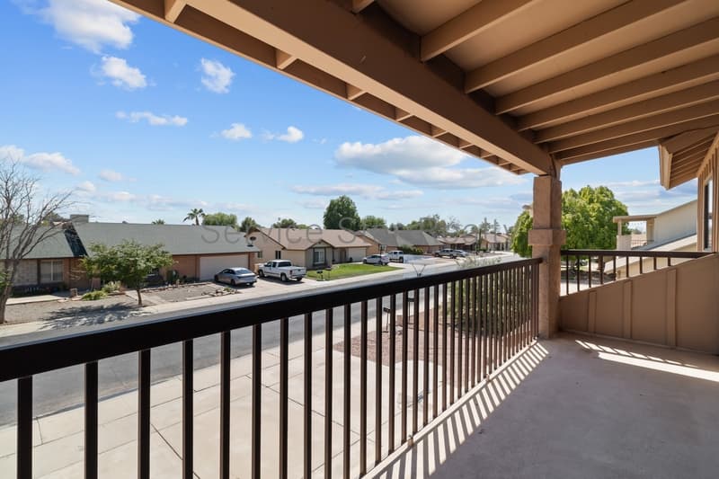 Glendale House: 6142 W Sierra St