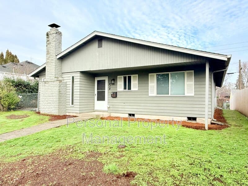 Vancouver House: 414 W 39th St