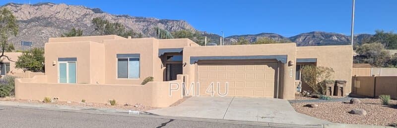 Albuquerque House: 12612 Carmel Ct NE