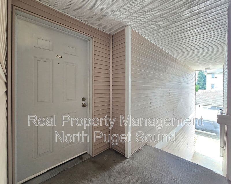 Marysville Condo: 11811 State Ave