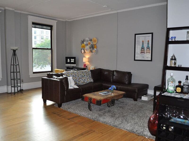 Milwaukee Condo: 108 W Wells St #2