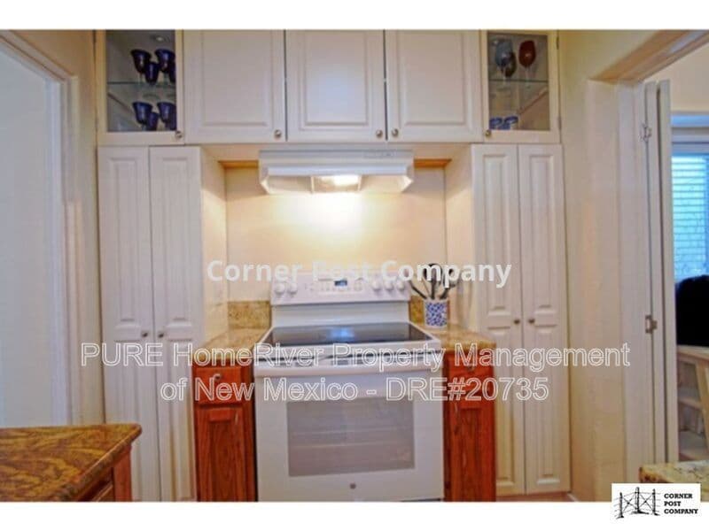 Albuquerque Condo: 404 Dartmouth