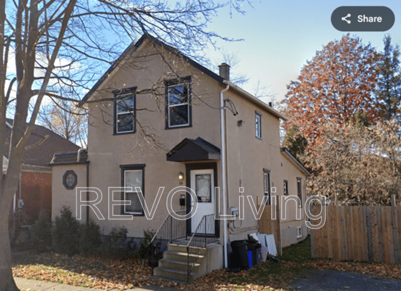 St Catharines Condo: 29 Haynes Ave3