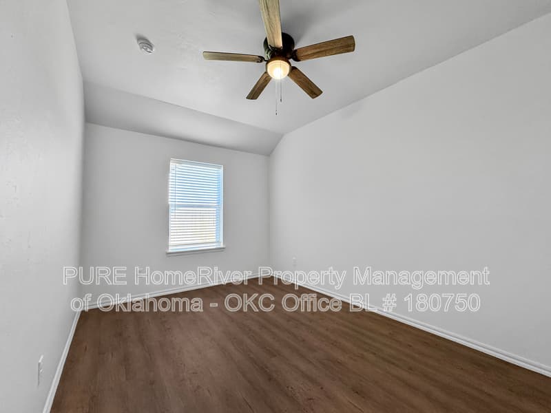 Oklahoma City Condo: 11421 University Dr