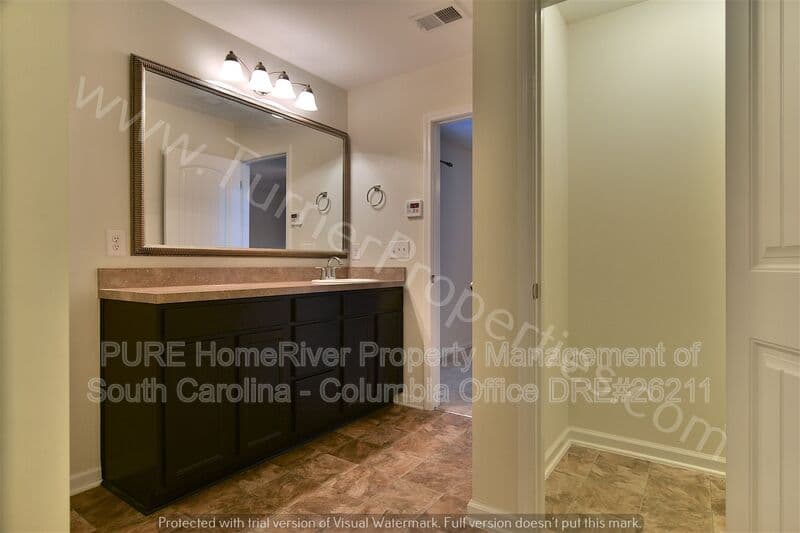 Chapin House: 162 Whispering Oak Ln
