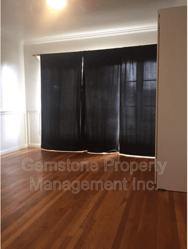 San Diego House: 4938 Art St