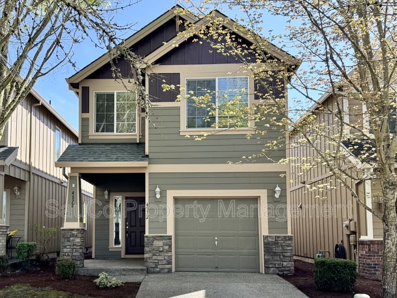 Hillsboro House: 4572 Southeast Olivewood Street