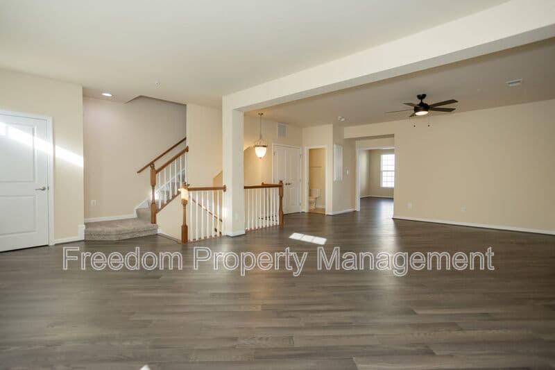 Gainesville Townhome: 7408 Brunson Cir