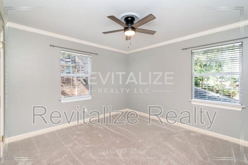 Mobile House: 2949 Cloverland Ct