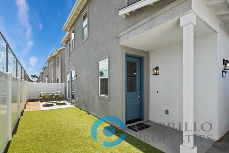 San Diego Condo: 1654 Neptune Ave