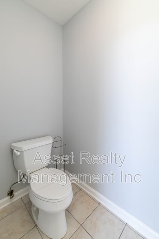Knoxville House: 1217 Dreamview Lane