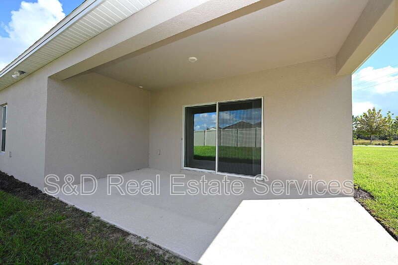 Haines City House: 148 Brinsmead Rd