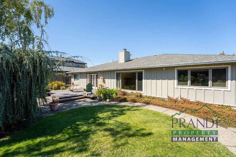 San Rafael House: 164 Madison Ave