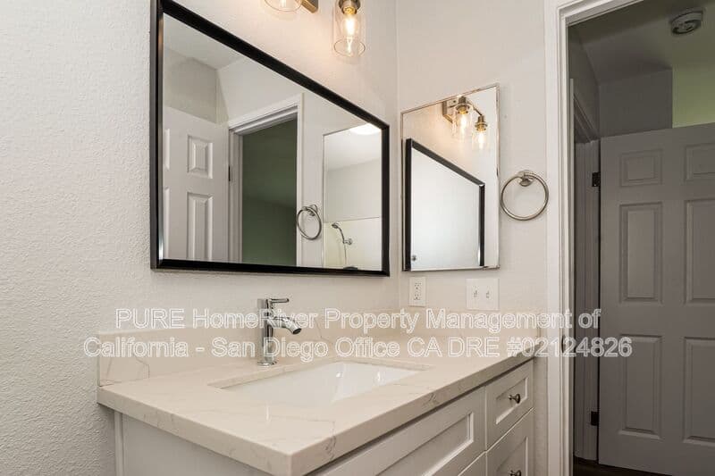 El Cajon House: 480 Jamacha Rd.